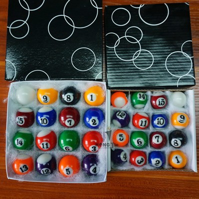 Children Toy Resin Mini Billiards Pool Balls , Mini Billiards Game